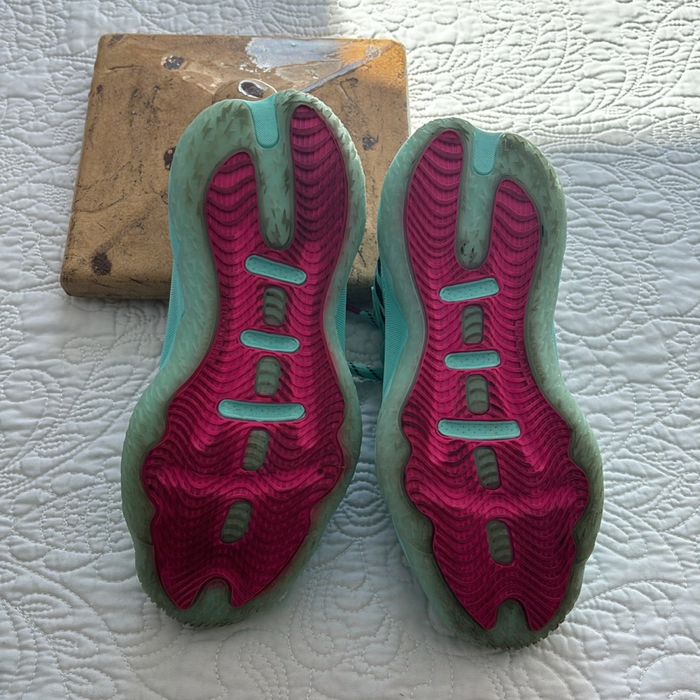 Adidas Dame Basketball Shoe - Picture 6 of 9